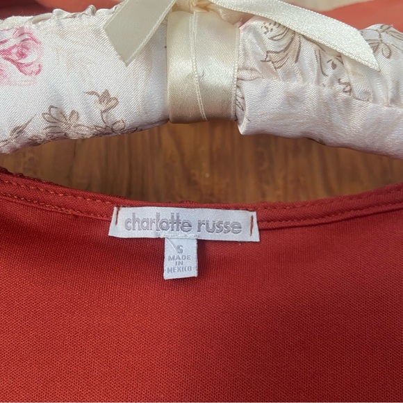 3/$20 Charlotte Russe y2k 00s lace ruffle flare top - Picture 10 of 10